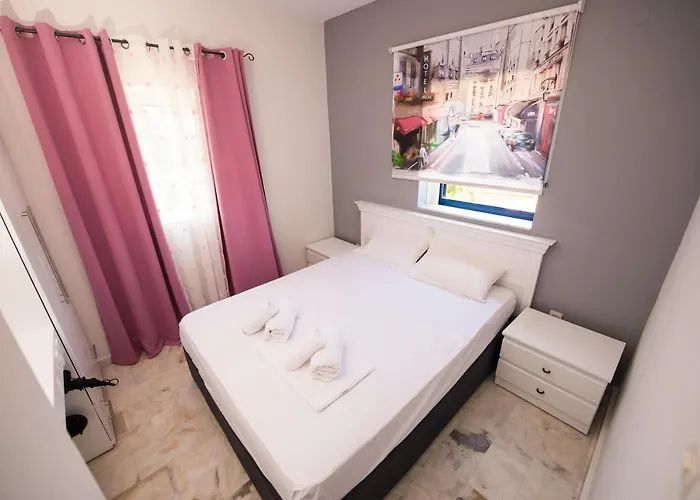 Ifigenia's * Stoúpa