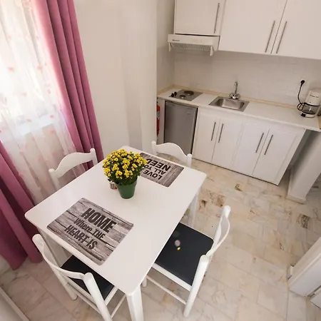 Ifigenia's * Stoúpa