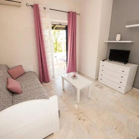 Ifigenia's Apartment Stoúpa