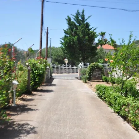 Ifigenia's Appartamento Stoúpa